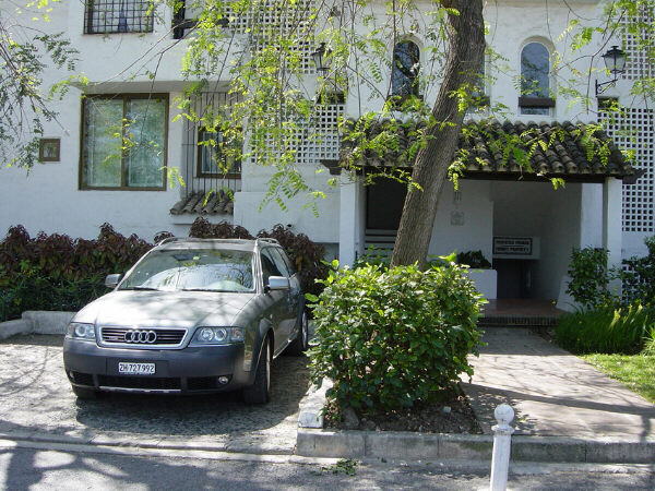 Audi A6 Allroad, John Neville Cohen