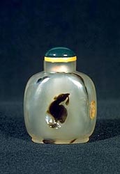 A good silhouette duck snuff bottle